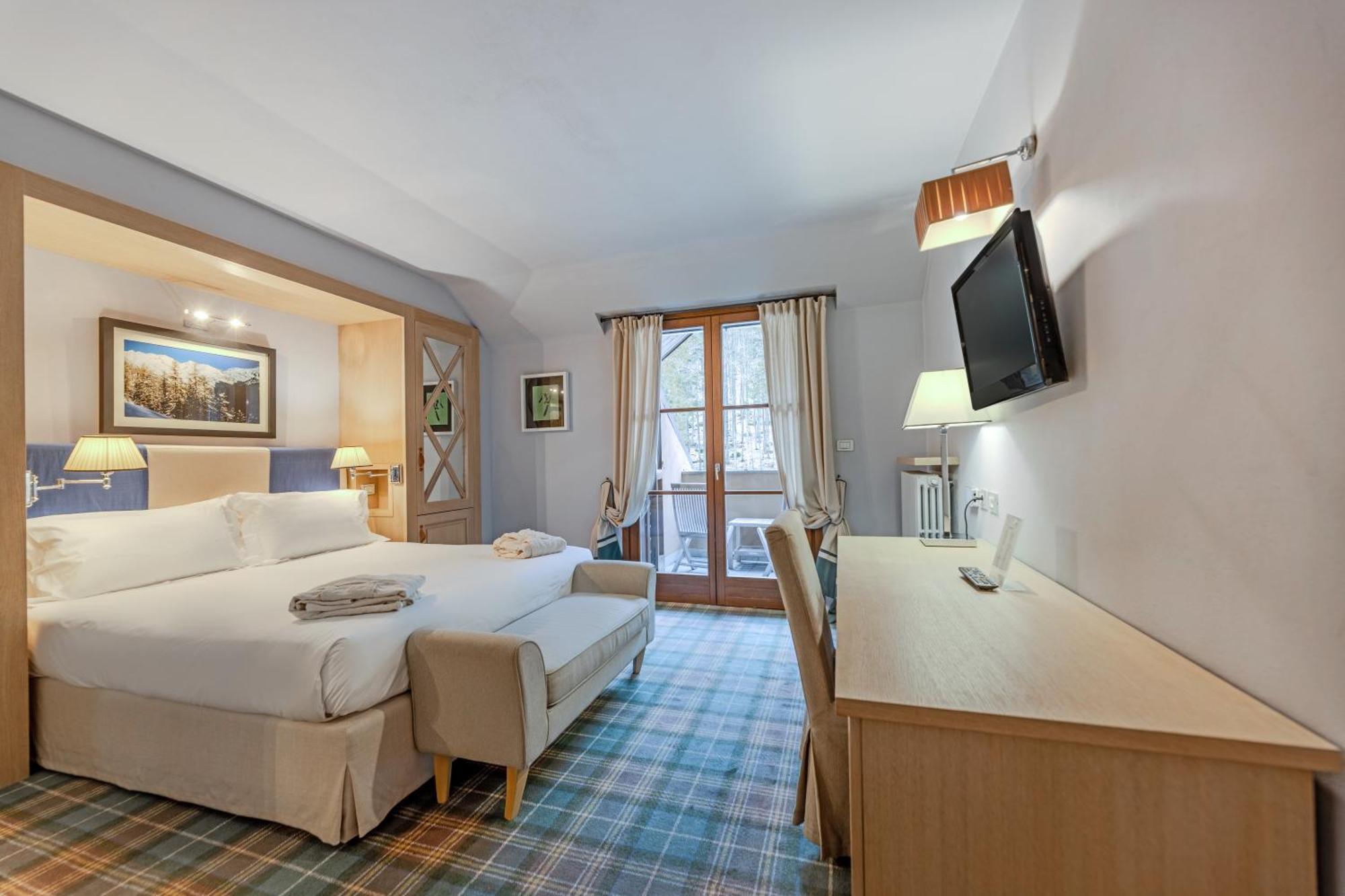 Hotel Val Di Luce 4*